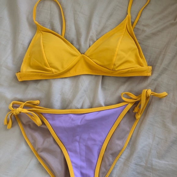 Old navy swimsuit - Picture 4 of 4